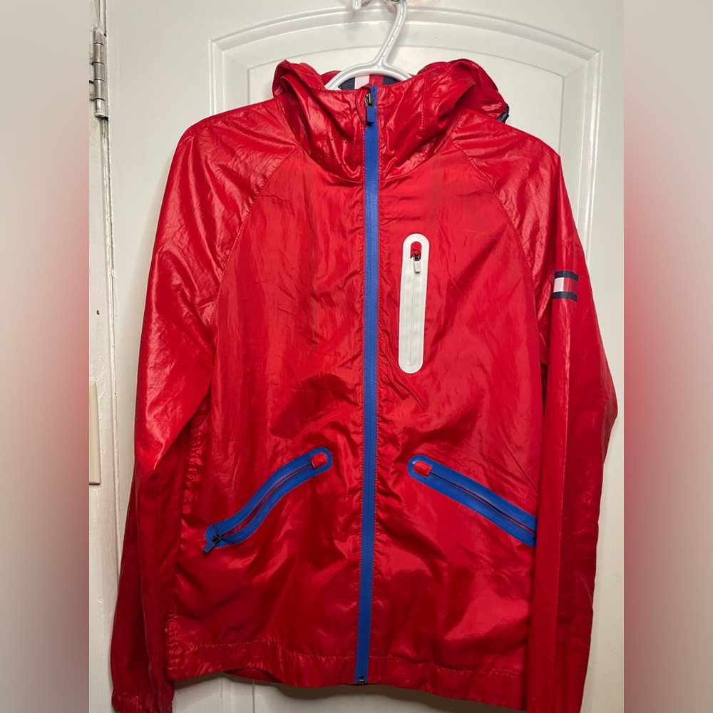 Tommy Hilfiger windbreaker read extra small woman